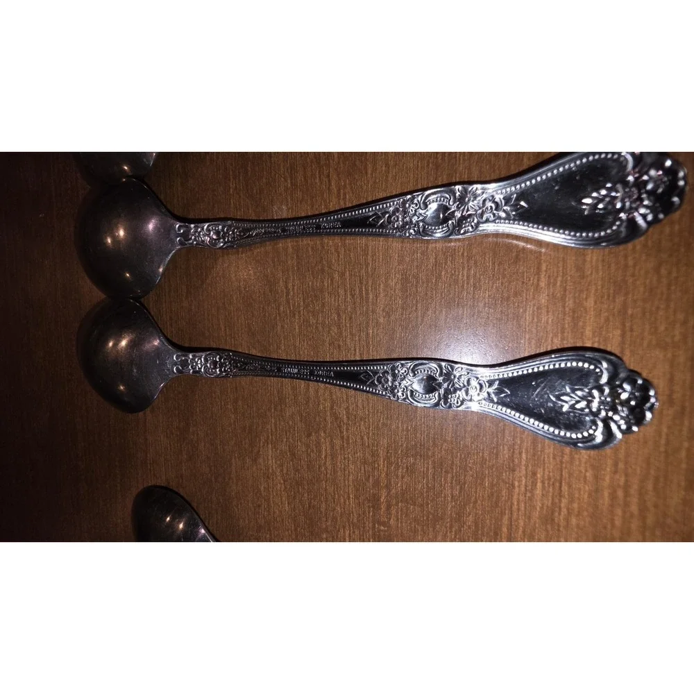 Rogers Precious Stainless Silverware Flatware 6 Fork 6 Spoon 6 Tea Spoon 6 Knife